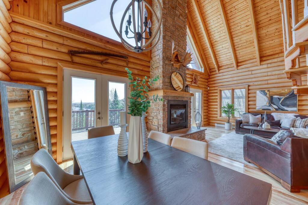 Le Courchevel Luxe Chalet - Private Pool - Jacuzzi - Ski Saint Adolphe D'Howard Exterior foto