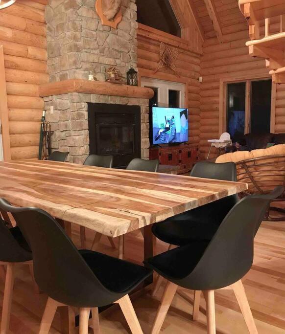 Le Courchevel Luxe Chalet - Private Pool - Jacuzzi - Ski Saint Adolphe D'Howard Exterior foto